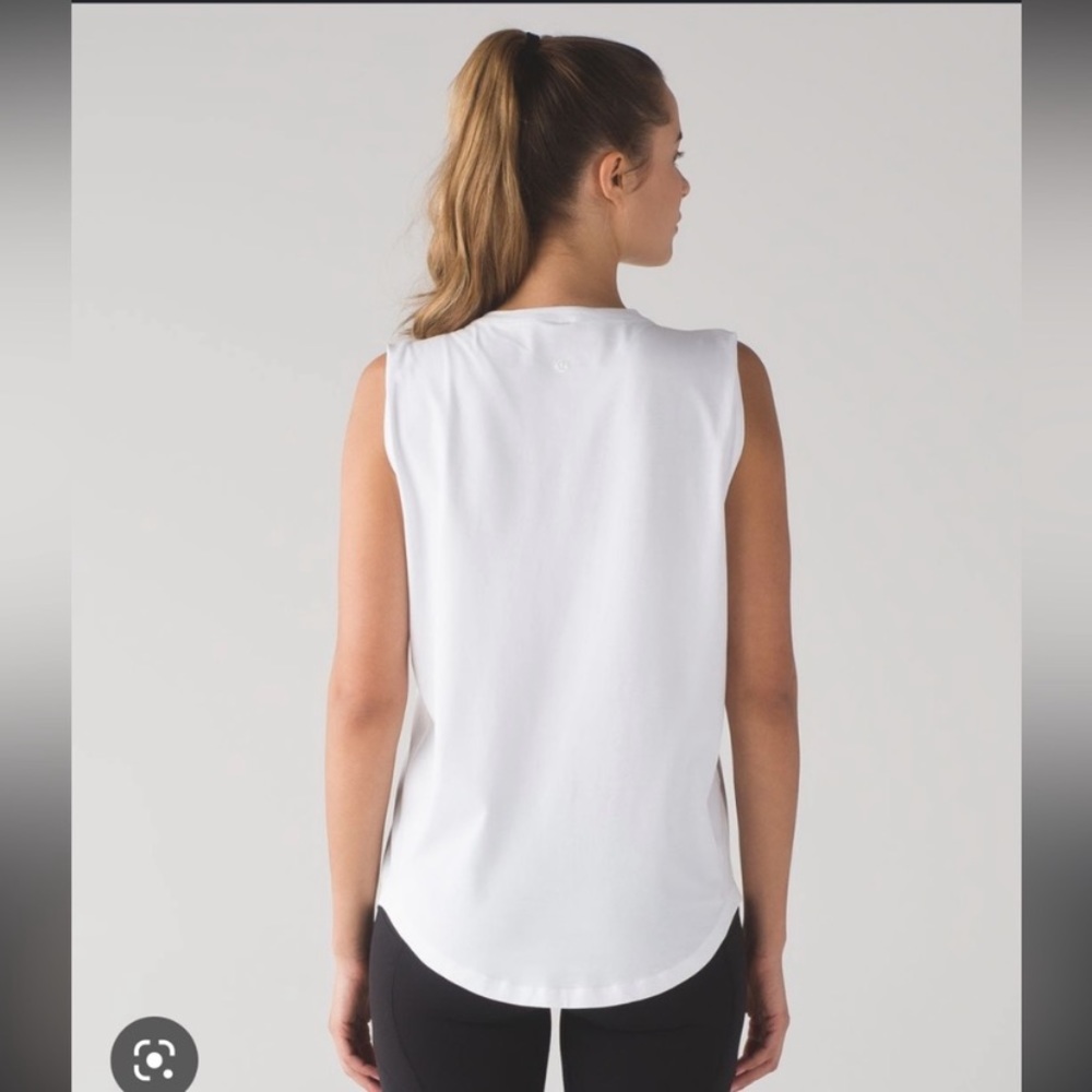 Lululemon sleeveless white tee - Picture 2 of 9